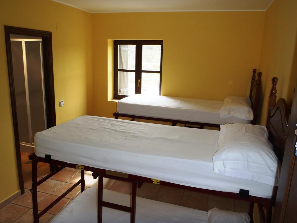 Albergue Las Almunias Oda fotoğraf