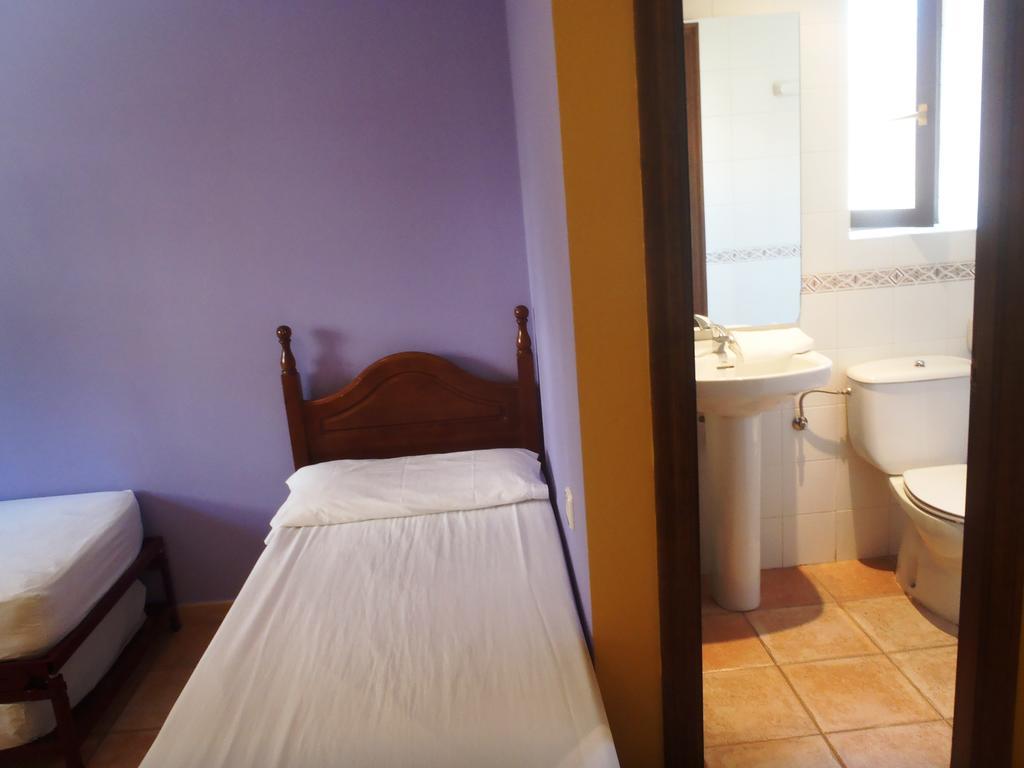 Albergue Las Almunias Oda fotoğraf